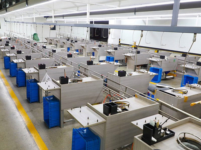 Koripallon valmistus